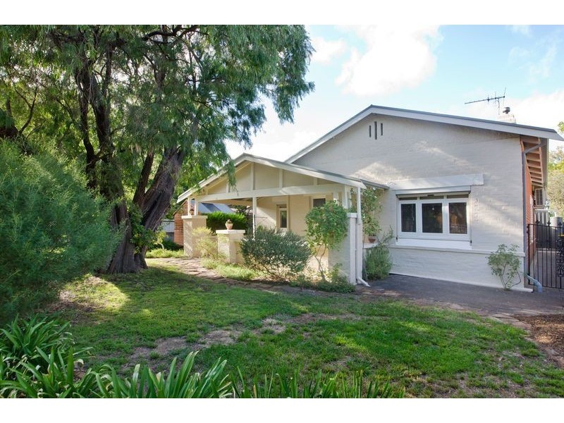 59 Avenue Road, Cumberland Park SA 5041