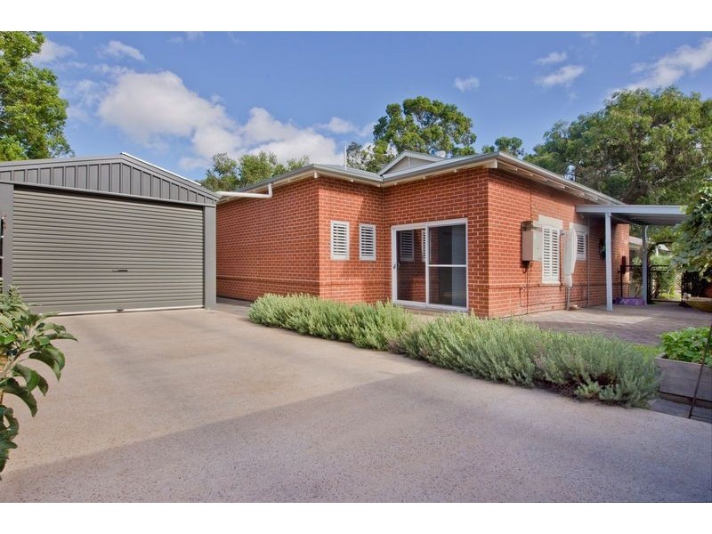 59 Avenue Road, Cumberland Park SA 5041