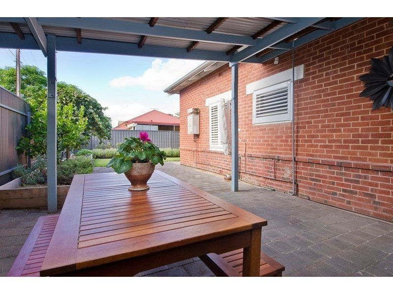 59 Avenue Road, Cumberland Park SA 5041