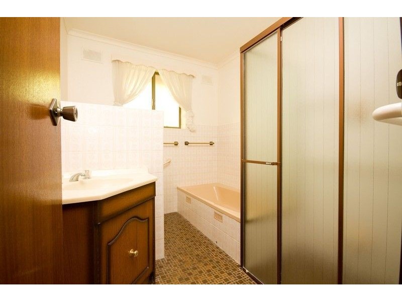 2/23A Vancouver Avenue, Panorama SA 5041