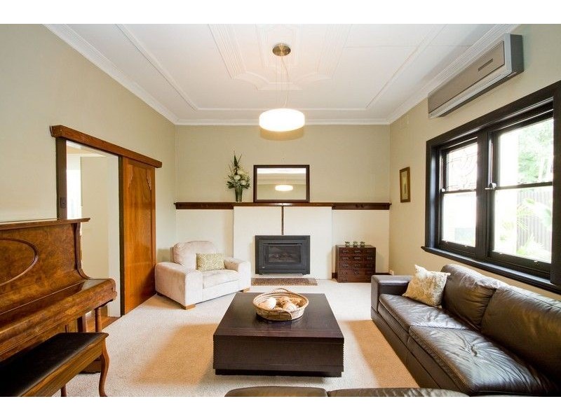 5 Price Avenue, Lower Mitcham SA 5062