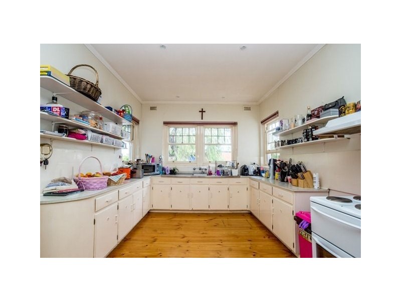 54 Edward Street, Cumberland Park SA 5041