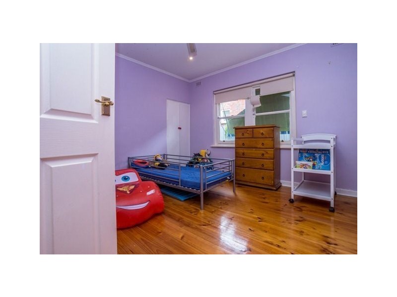 54 Edward Street, Cumberland Park SA 5041