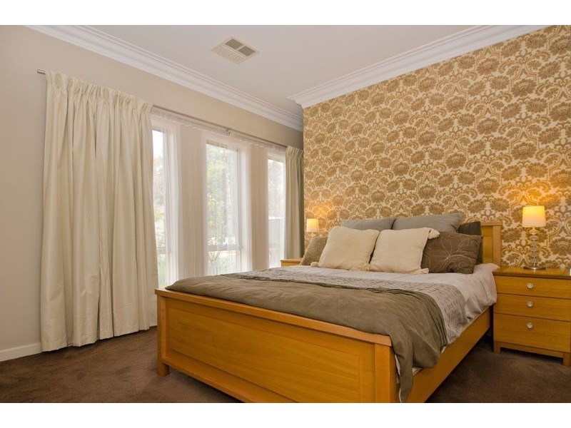 7 Hillview Road, Kingswood SA 5062