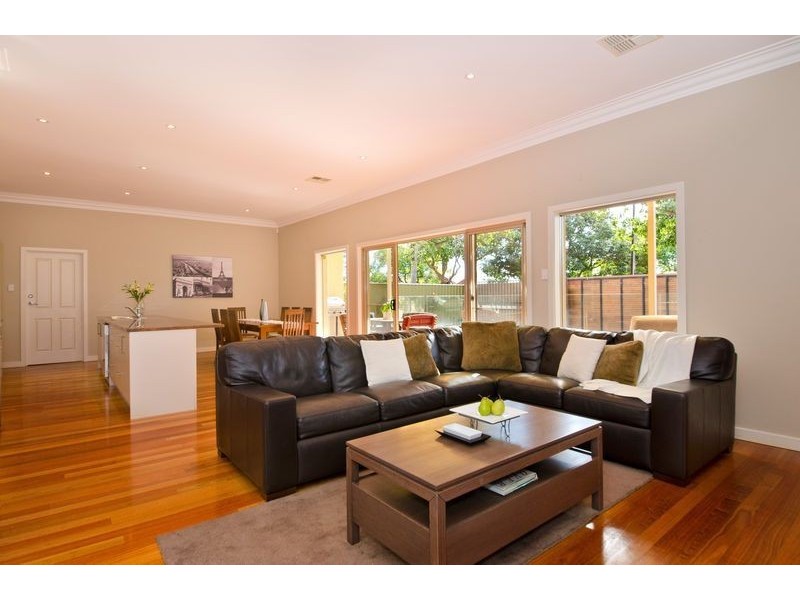 7 Hillview Road, Kingswood SA 5062