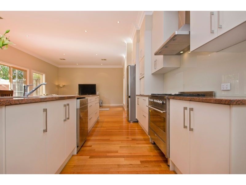7 Hillview Road, Kingswood SA 5062