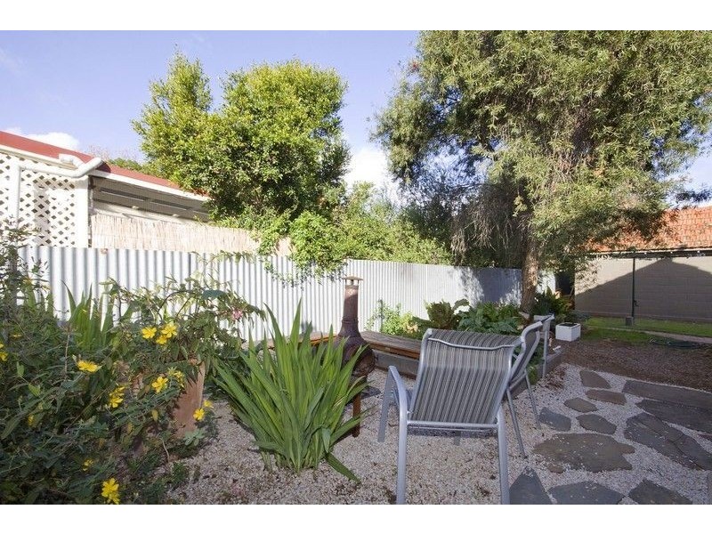 12 Neville Avenue, Clarence Gardens SA 5039