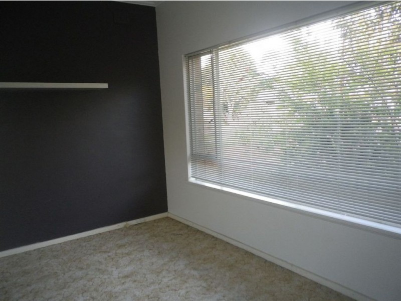 2/18 Nickels Avenue, Park Holme SA 5043