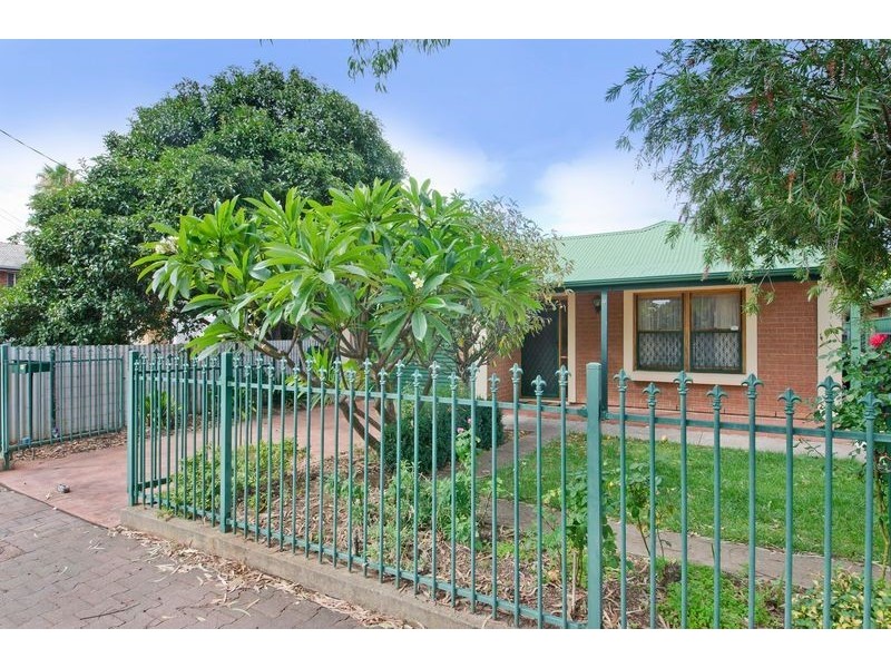 9 Langdon Avenue, Clarence Park SA 5034