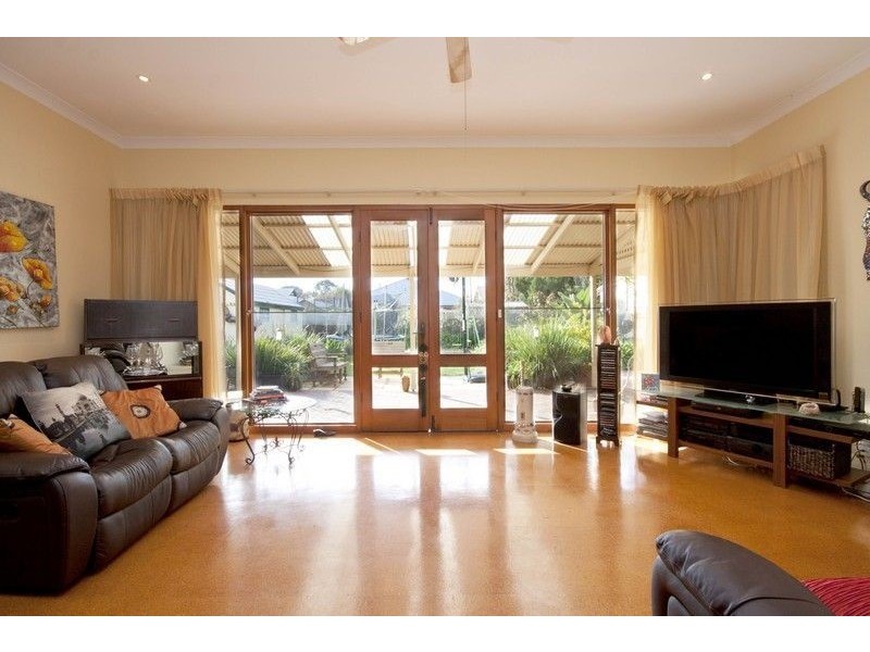 75 Somerset Ave, Cumberland Park SA 5041