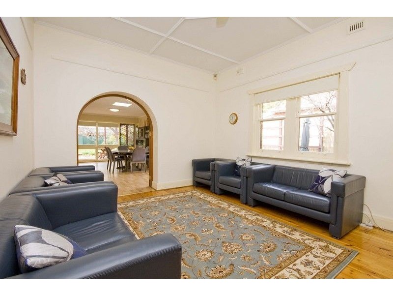 4 Clovelly Avenue, Clarence Gardens SA 5039