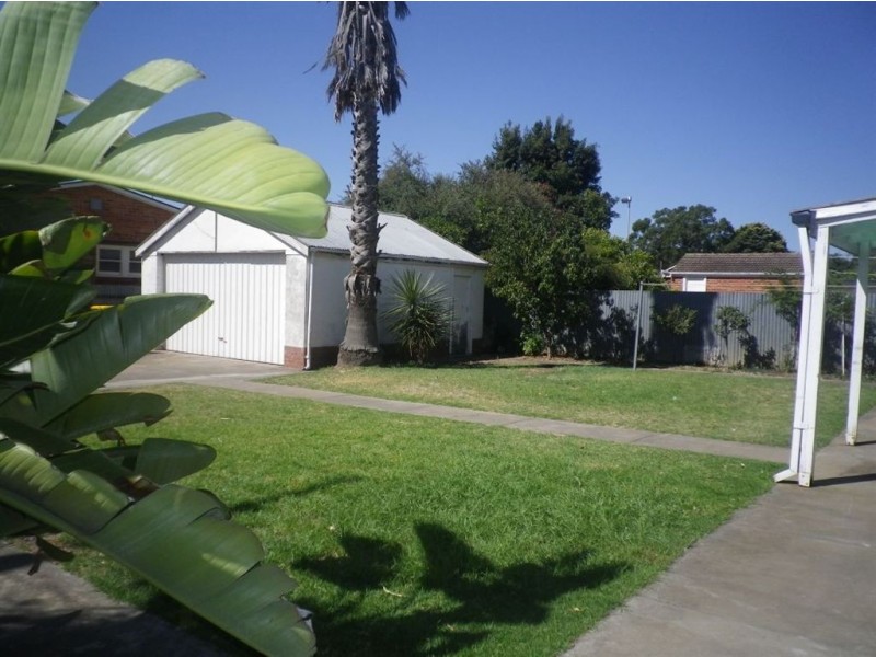 54 Edward Street, Cumberland Park SA 5041