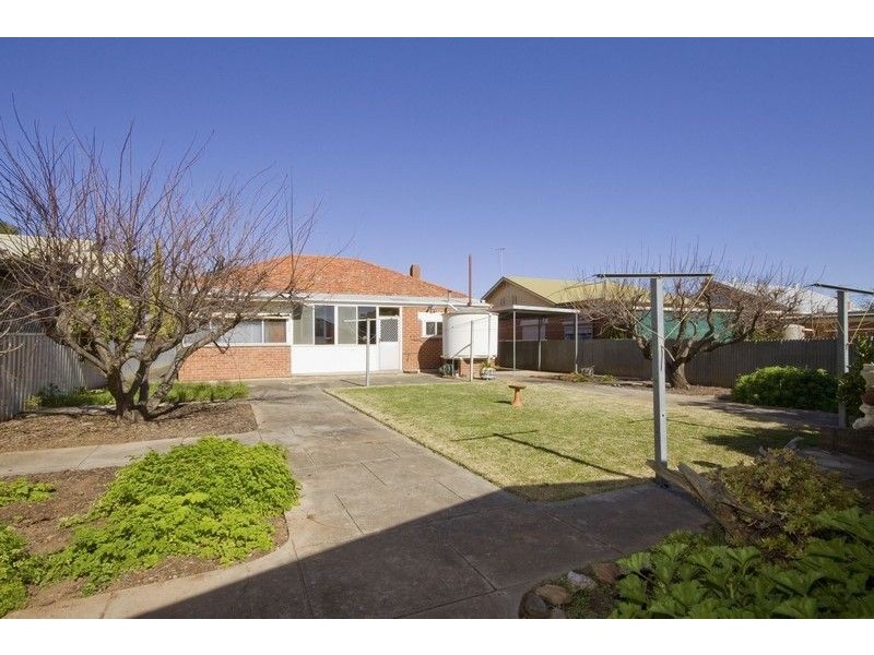 81 Seventh Avenue, St Morris SA 5068