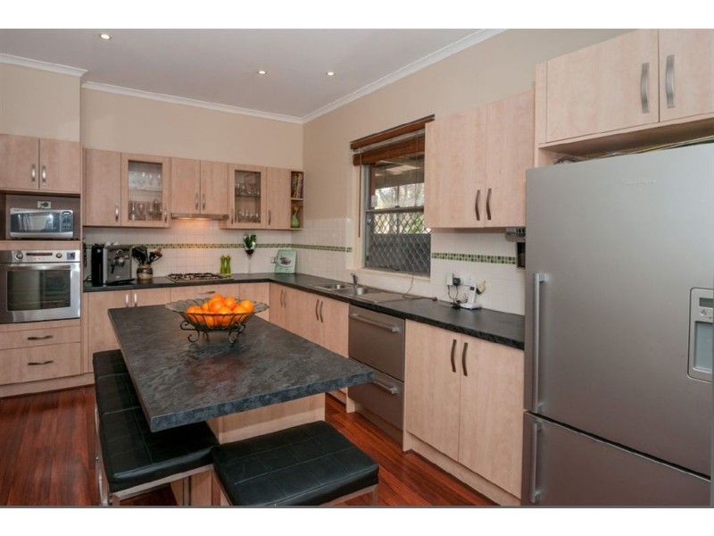 23A Naldera St, Glandore SA 5037