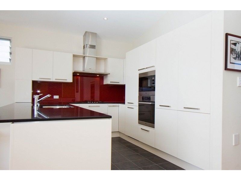 4 Gulf St, Seaford SA 5169