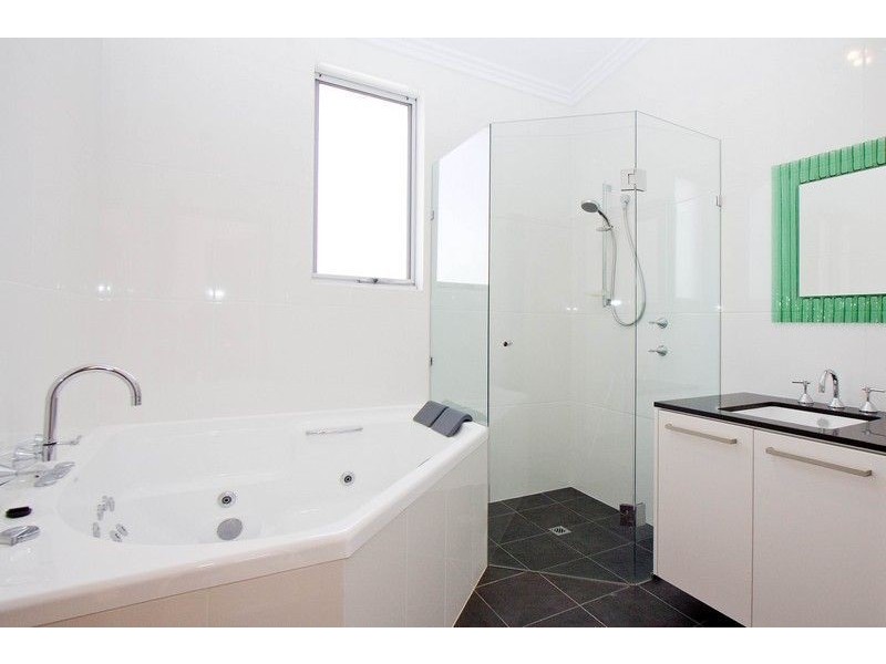 4 Gulf St, Seaford SA 5169