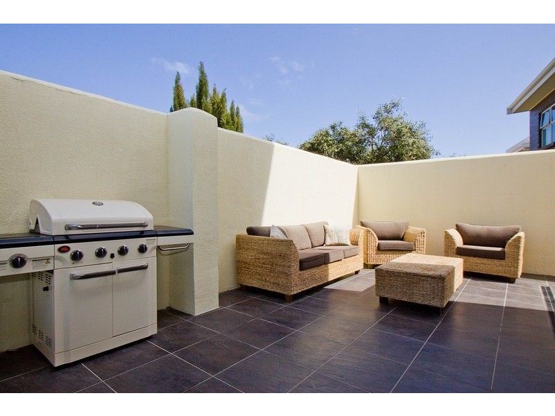 4 Gulf St, Seaford SA 5169