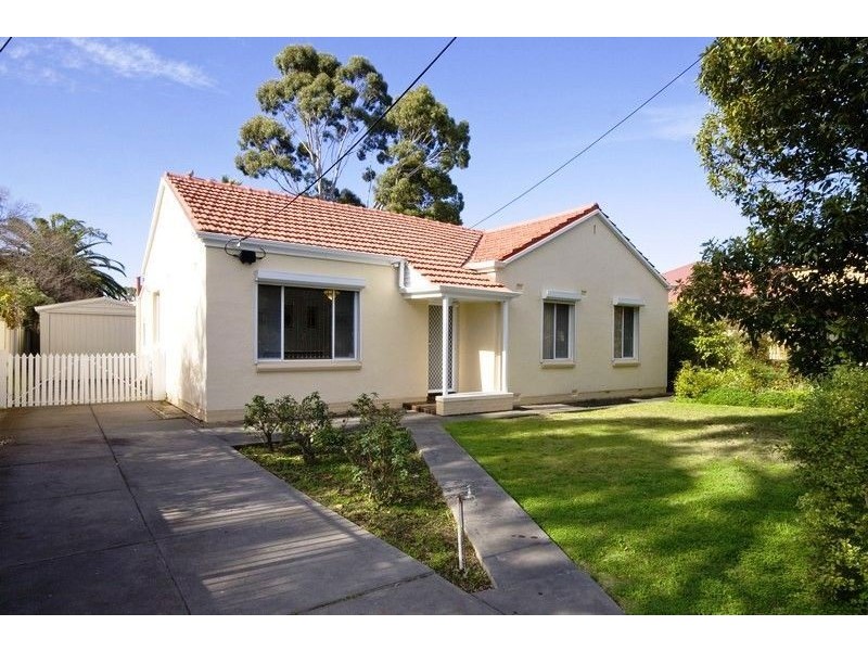 15 Gilbert Rd, Somerton Park SA 5044