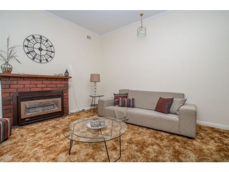 18 Eaton Street, Cumberland Park SA 5041