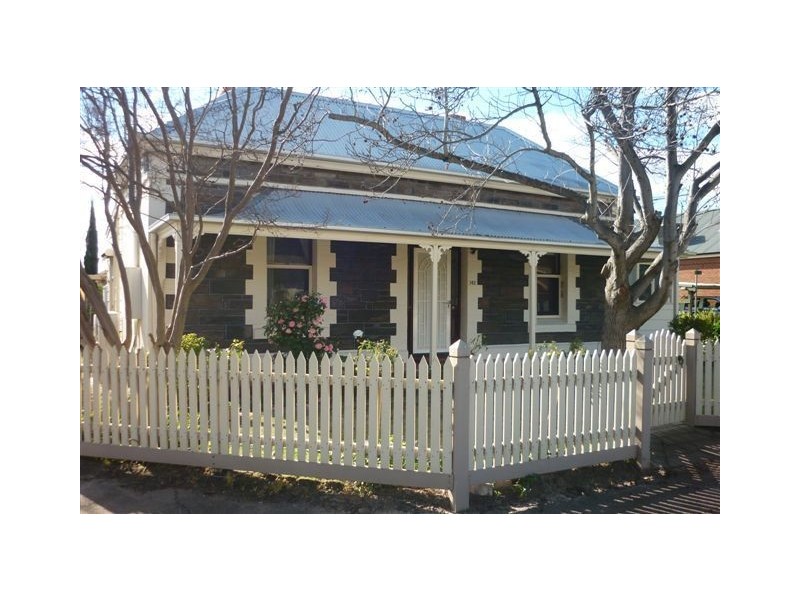 142 Avenue Road, Clarence Gardens SA 5039