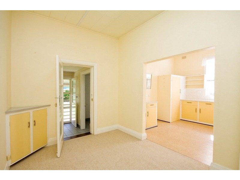 2 Avondale Street, Clarence Park SA 5034