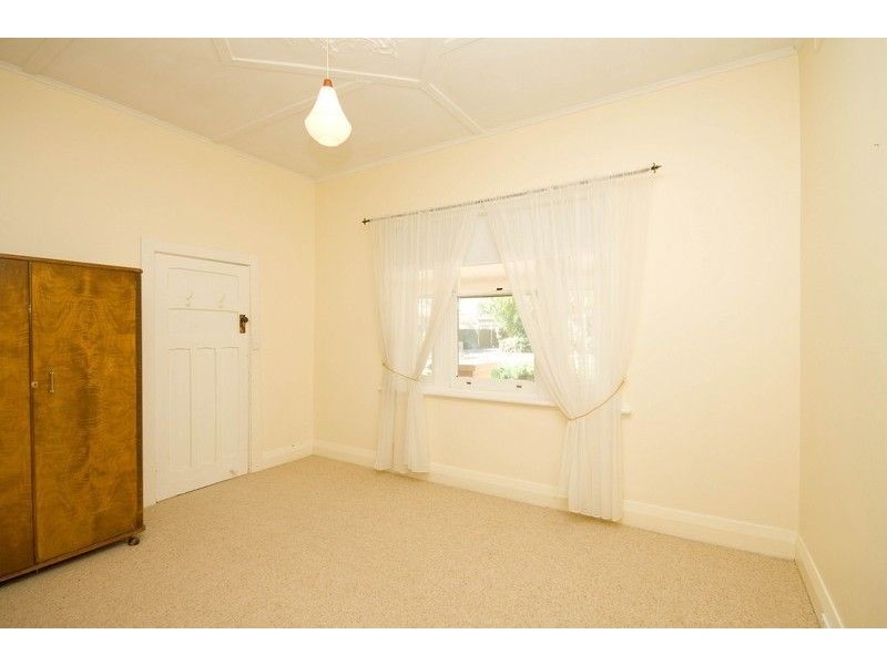 2 Avondale Street, Clarence Park SA 5034