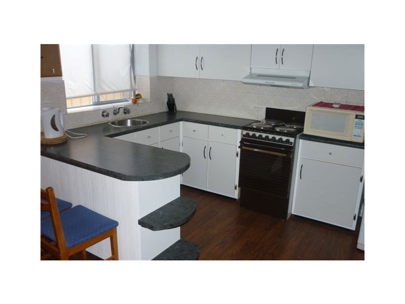 2/21 Military Road, West Beach SA 5024
