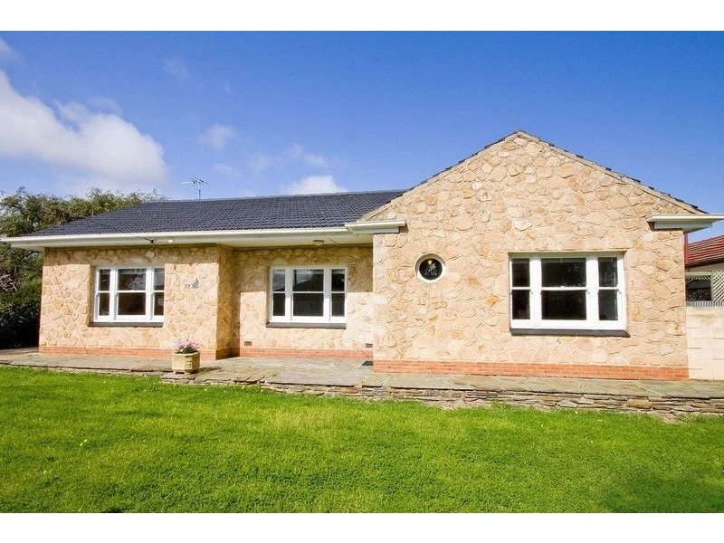 119 Avenue Road, Clarence Gardens SA 5039