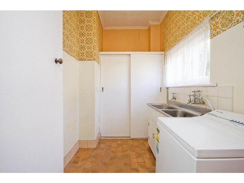 119 Avenue Road, Clarence Gardens SA 5039