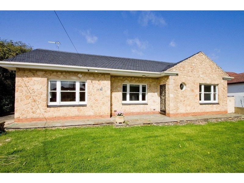 119 Avenue Road, Clarence Gardens SA 5039