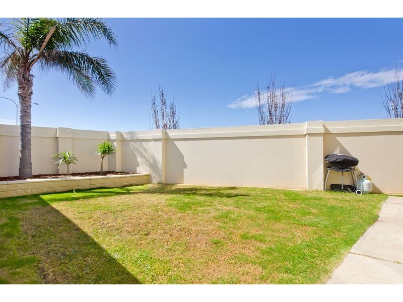 3/251 Military Road, West Lakes Shore SA 5020