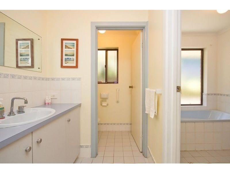 8 Cassia Court, Aberfoyle Park SA 5159