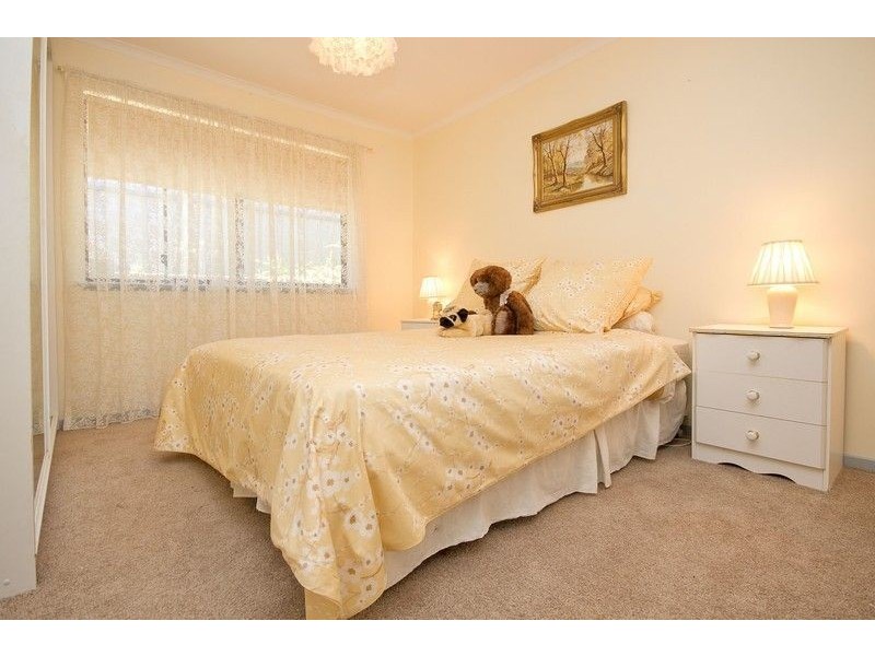 8 Cassia Court, Aberfoyle Park SA 5159
