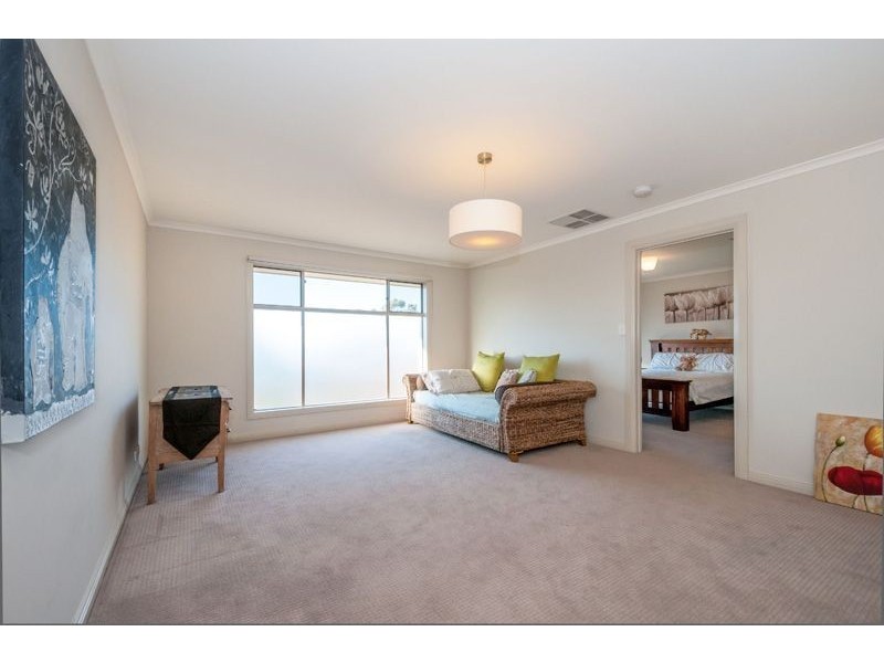 House 3/223 Black Road, Flagstaff Hill SA 5159