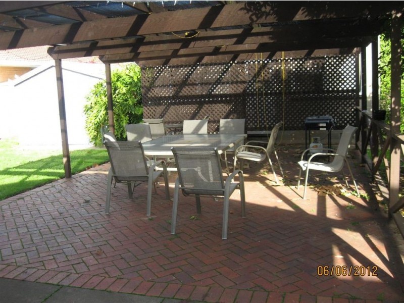 243 Cross Road, Cumberland Park SA 5041