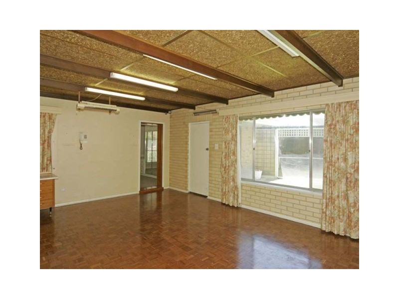 1 Harvey Terrace, Glenelg North SA 5045