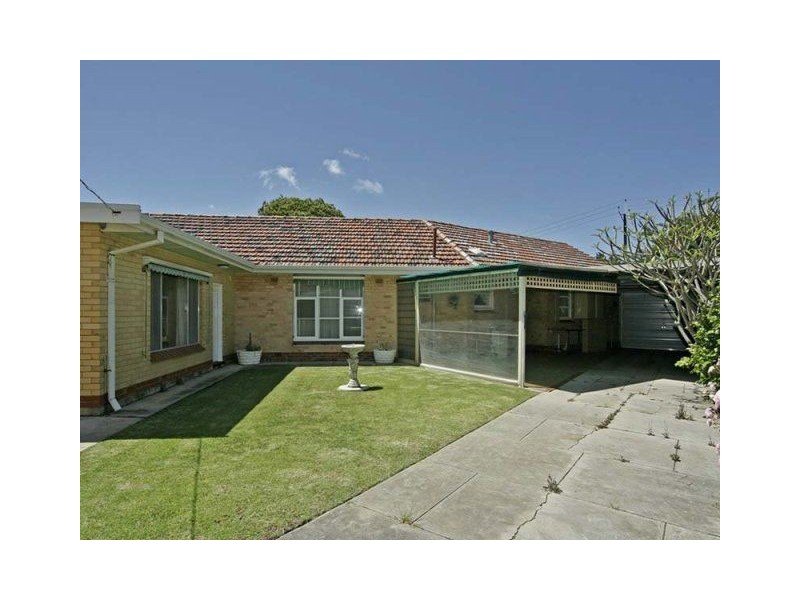 1 Harvey Terrace, Glenelg North SA 5045