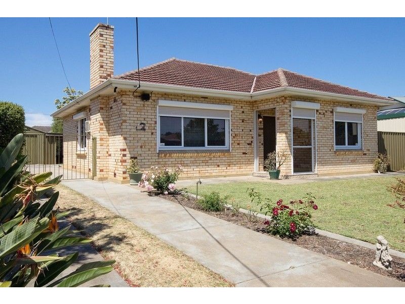 4 Ulinga Street, Glenelg North SA 5045