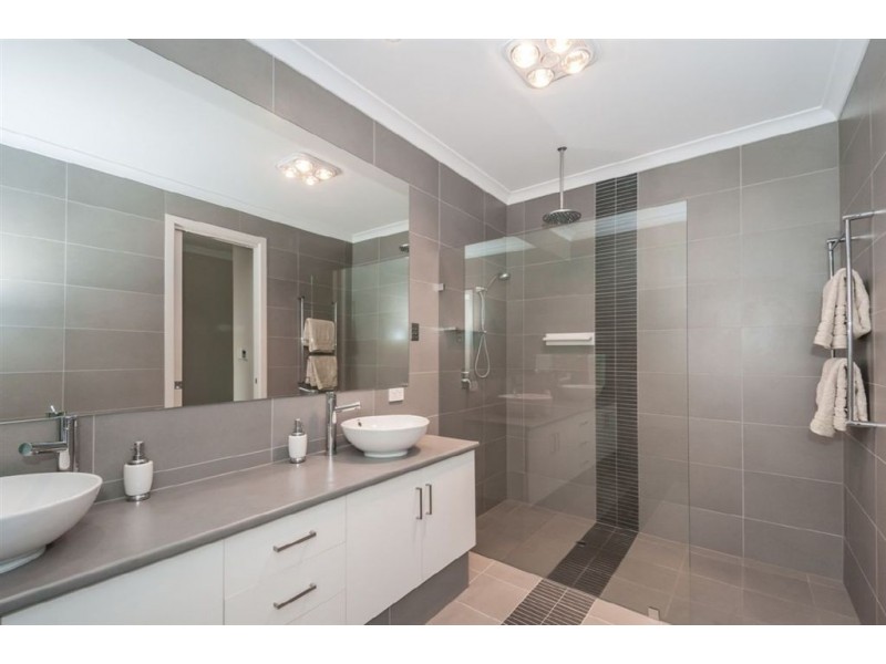 69 Deloraine Road, Ascot Park SA 5043