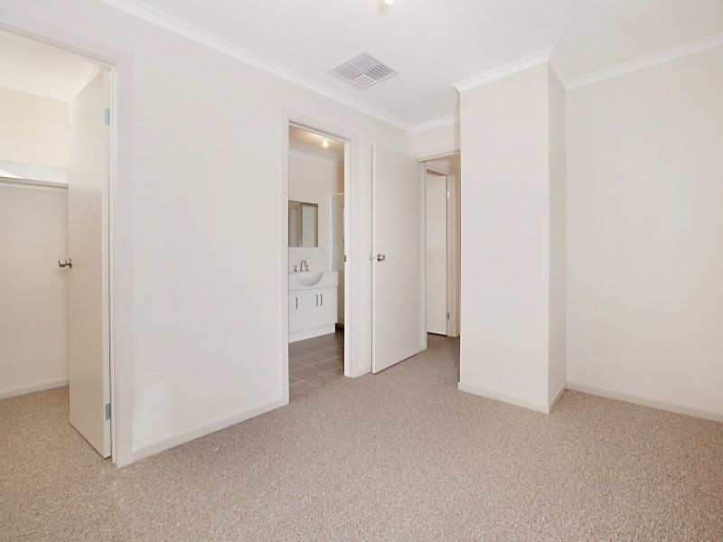 14 Dover Place, Elizabeth Park SA 5113