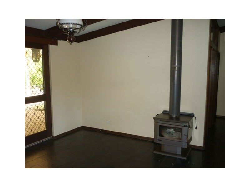 2 Sandow Crescent, Coromandel Valley SA 5051