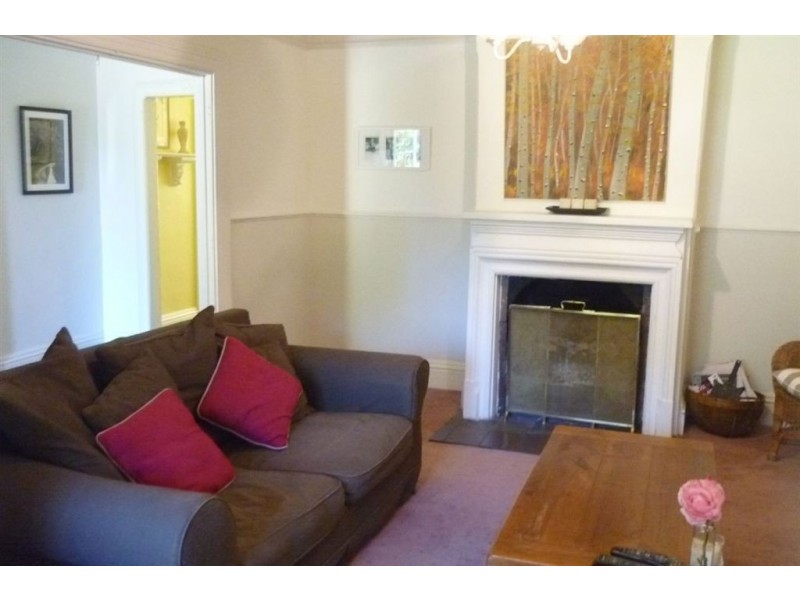 619 Longwood Rd, Bradbury SA 5153