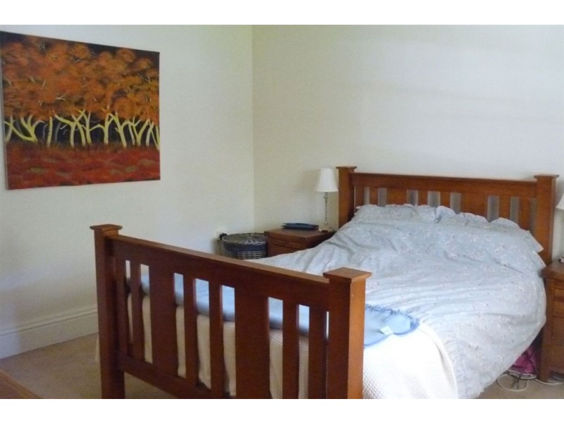 619 Longwood Rd, Bradbury SA 5153