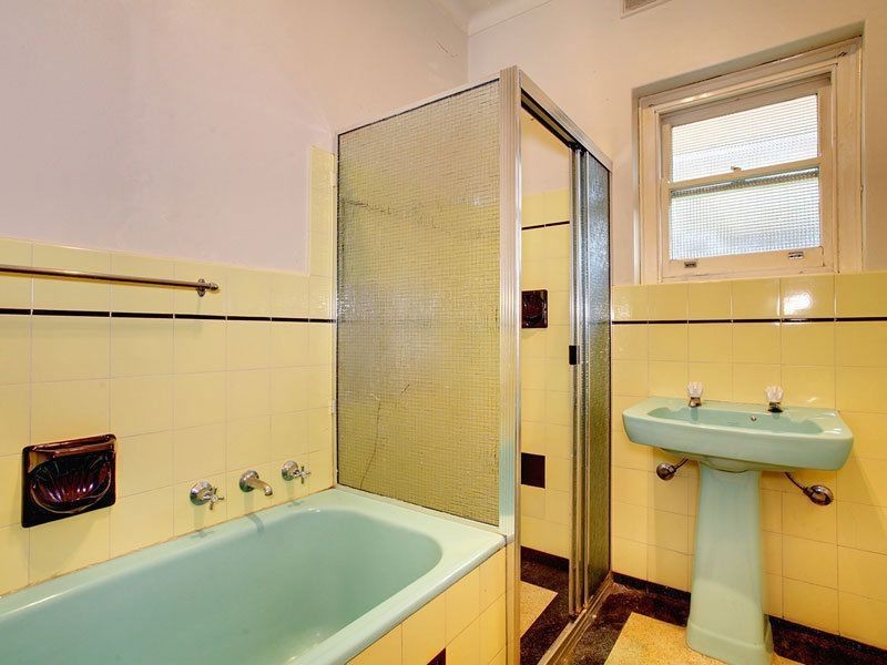 13 Verco Avenue, Lower Mitcham SA 5062