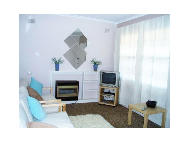 19 Minkie Avenue, Mitchell Park SA 5043