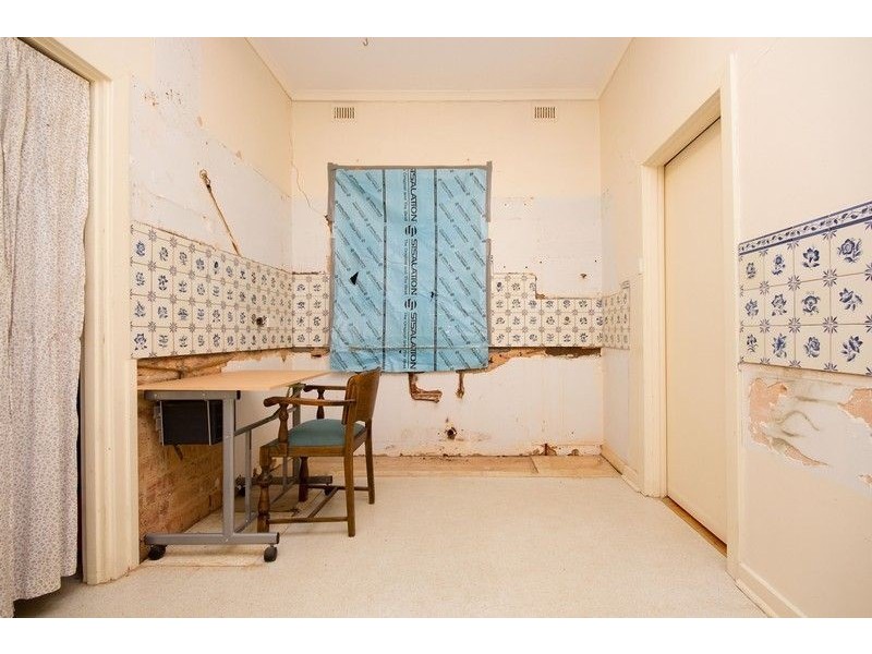 31 Balham Avenue, Kingswood SA 5062