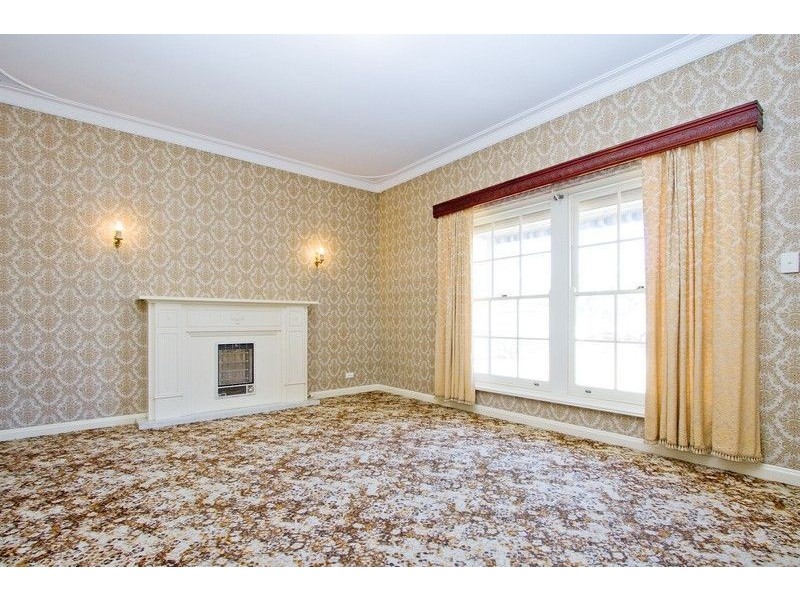 13 Almond Grove, Glandore SA 5037