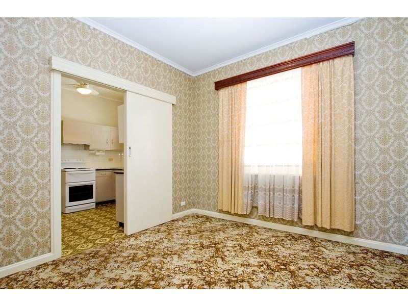 13 Almond Grove, Glandore SA 5037