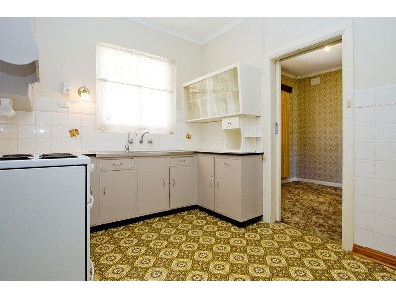 13 Almond Grove, Glandore SA 5037