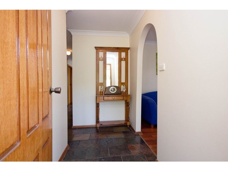 8 New England Drive, Woodcroft SA 5162